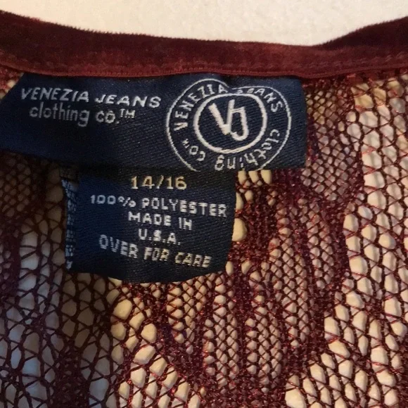 Venezia size 14 -16 wine /maroon sheer lace/crochet fringe top with front tie - Picture 2 of 6